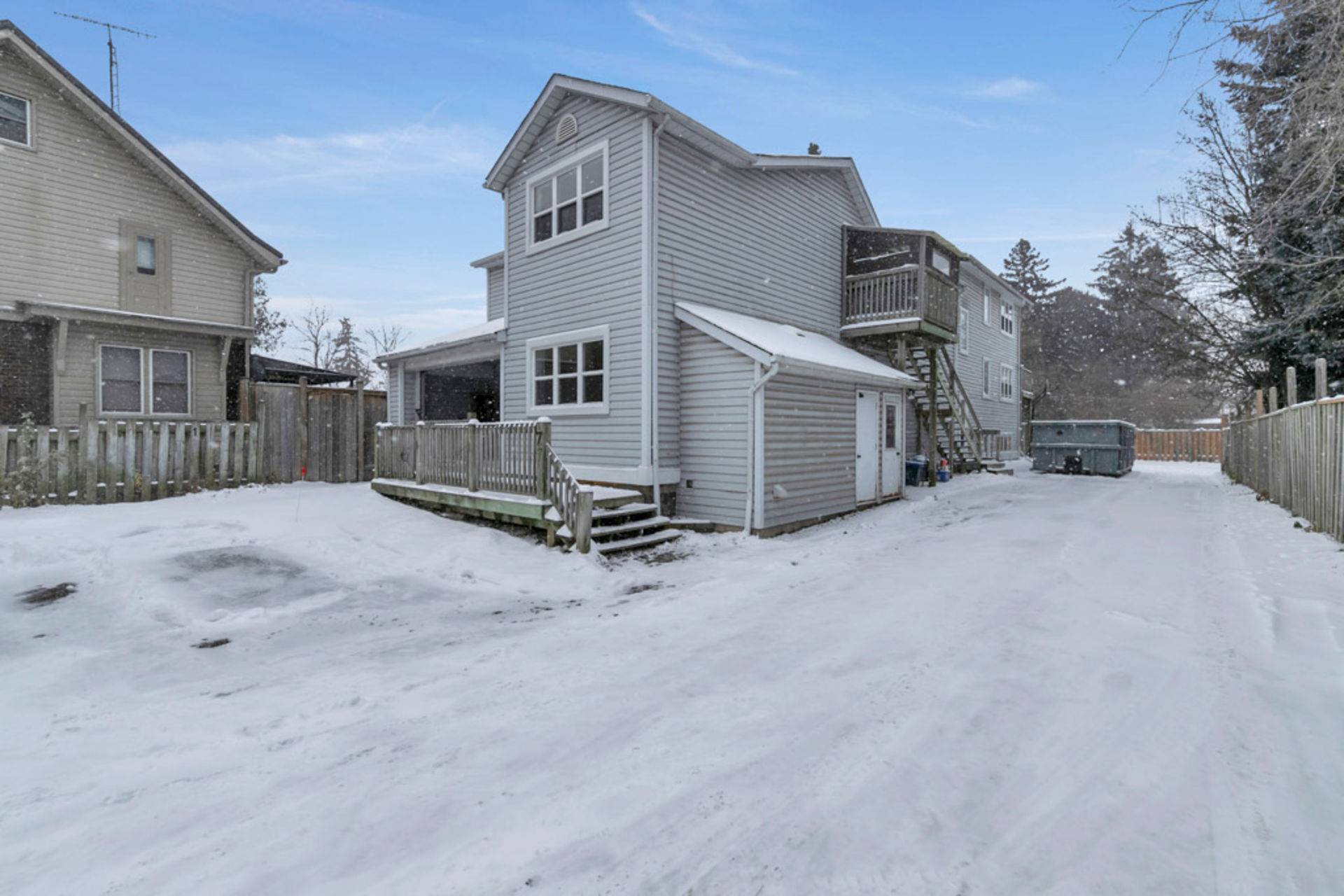 7 Plex in Kitchener ( Renovated)Real Estate Investment Properties for