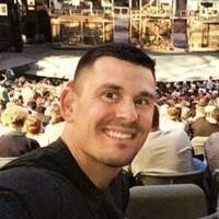 Ryan Leash's profile image