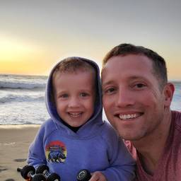 Shannon Reynolds's profile image