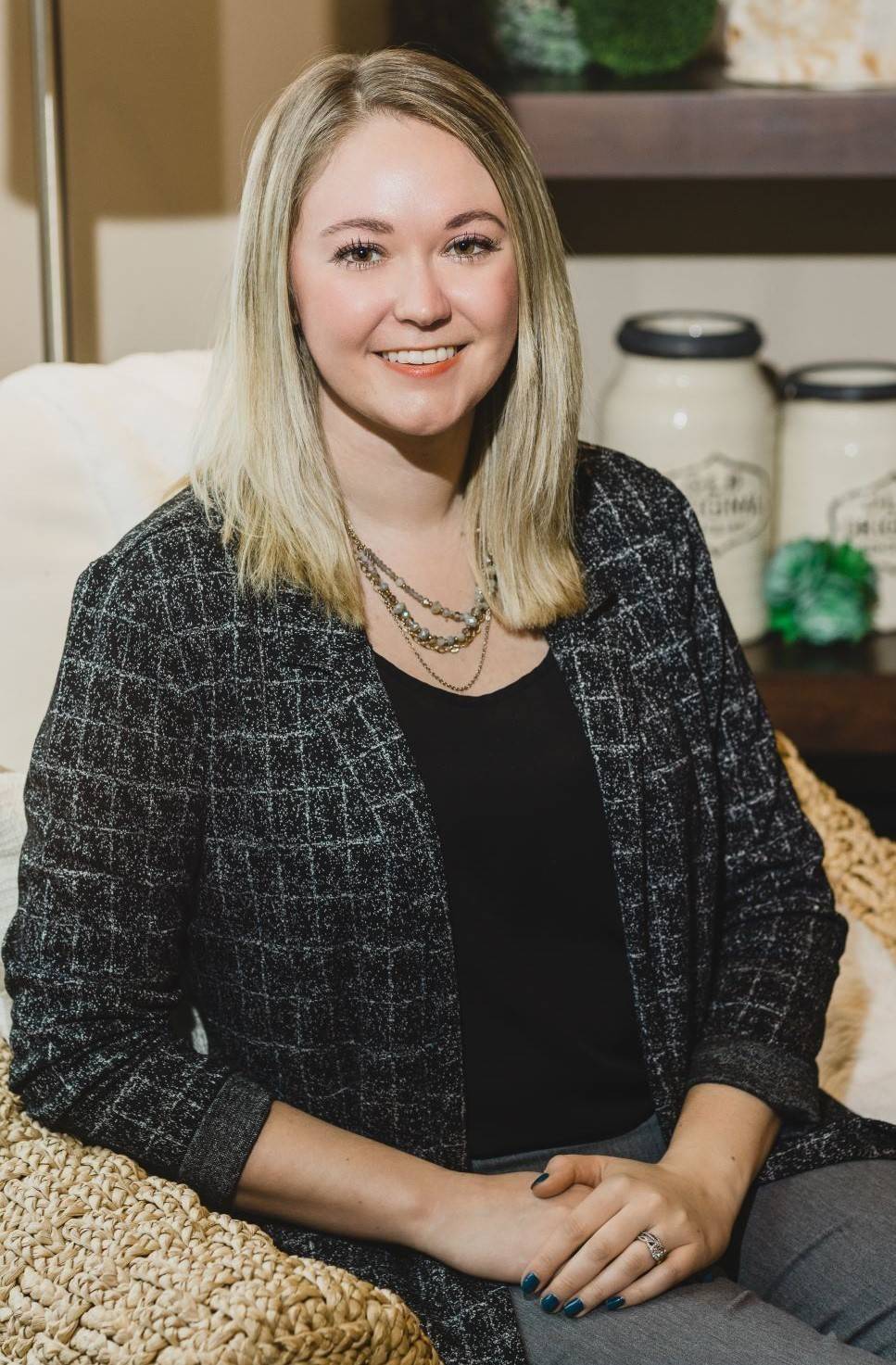 Angela Sutton's profile image