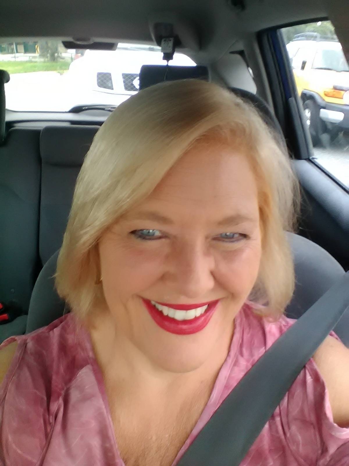 Deborah DeVries's profile image