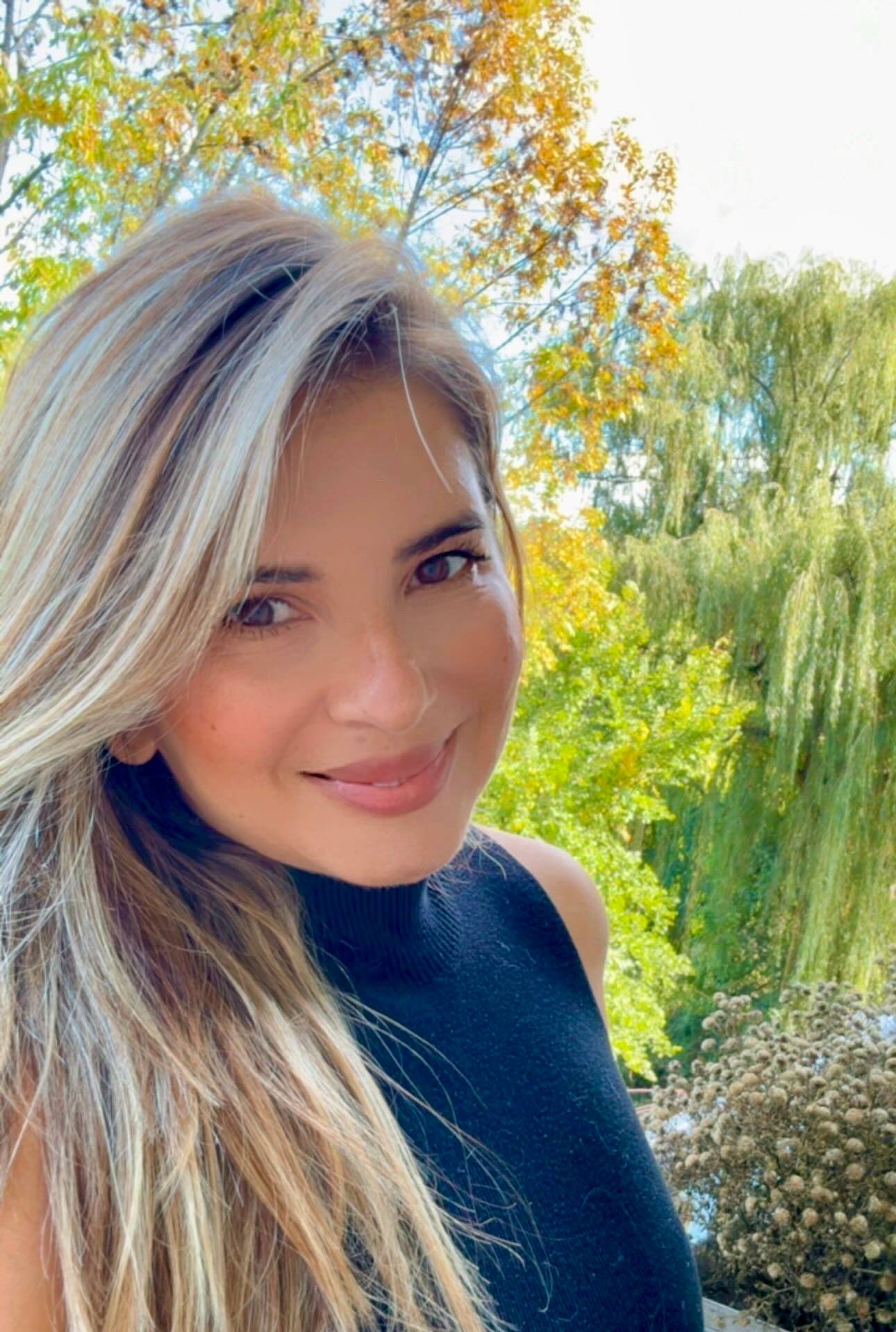 Angela Becerra's profile image