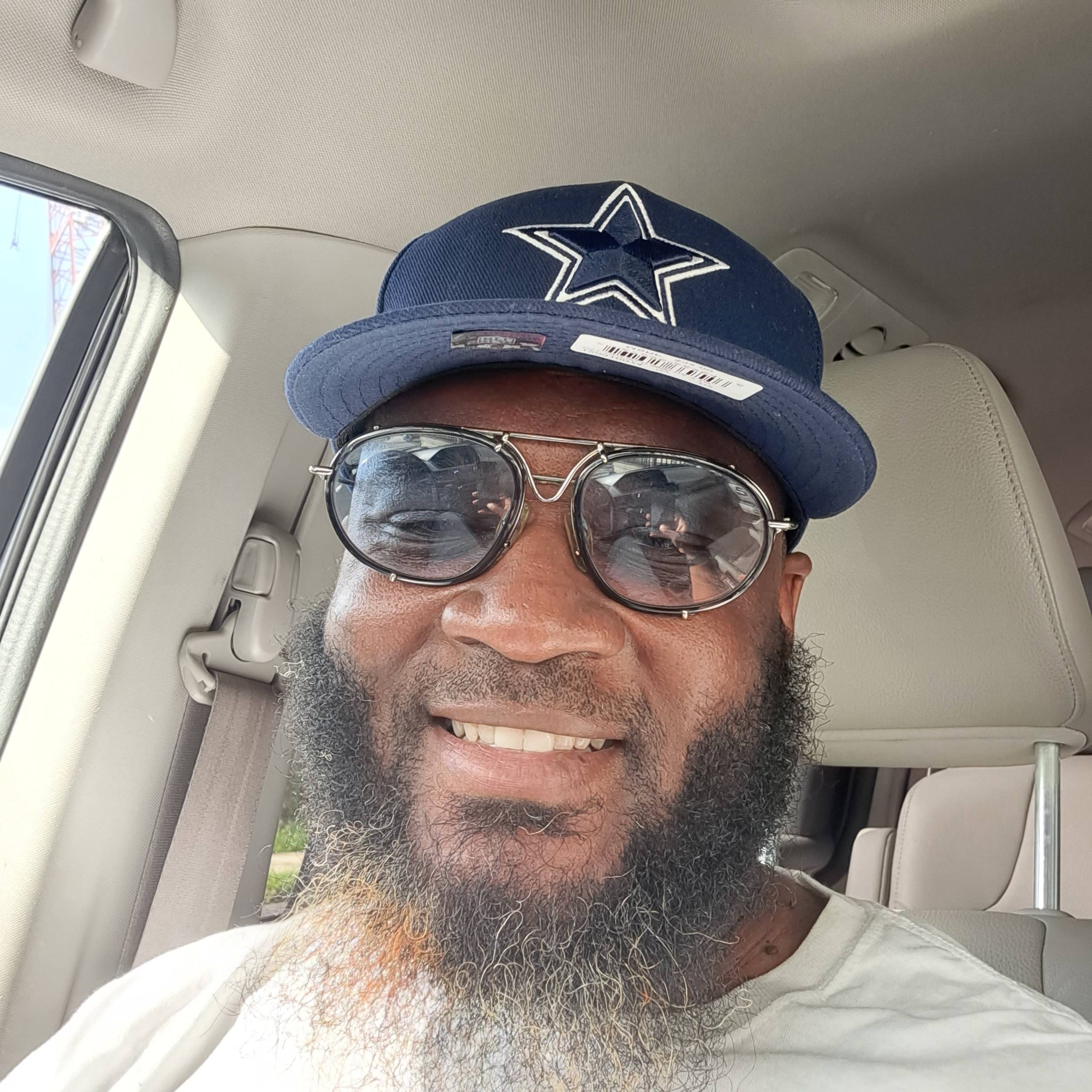 Dontay Lewis's profile image
