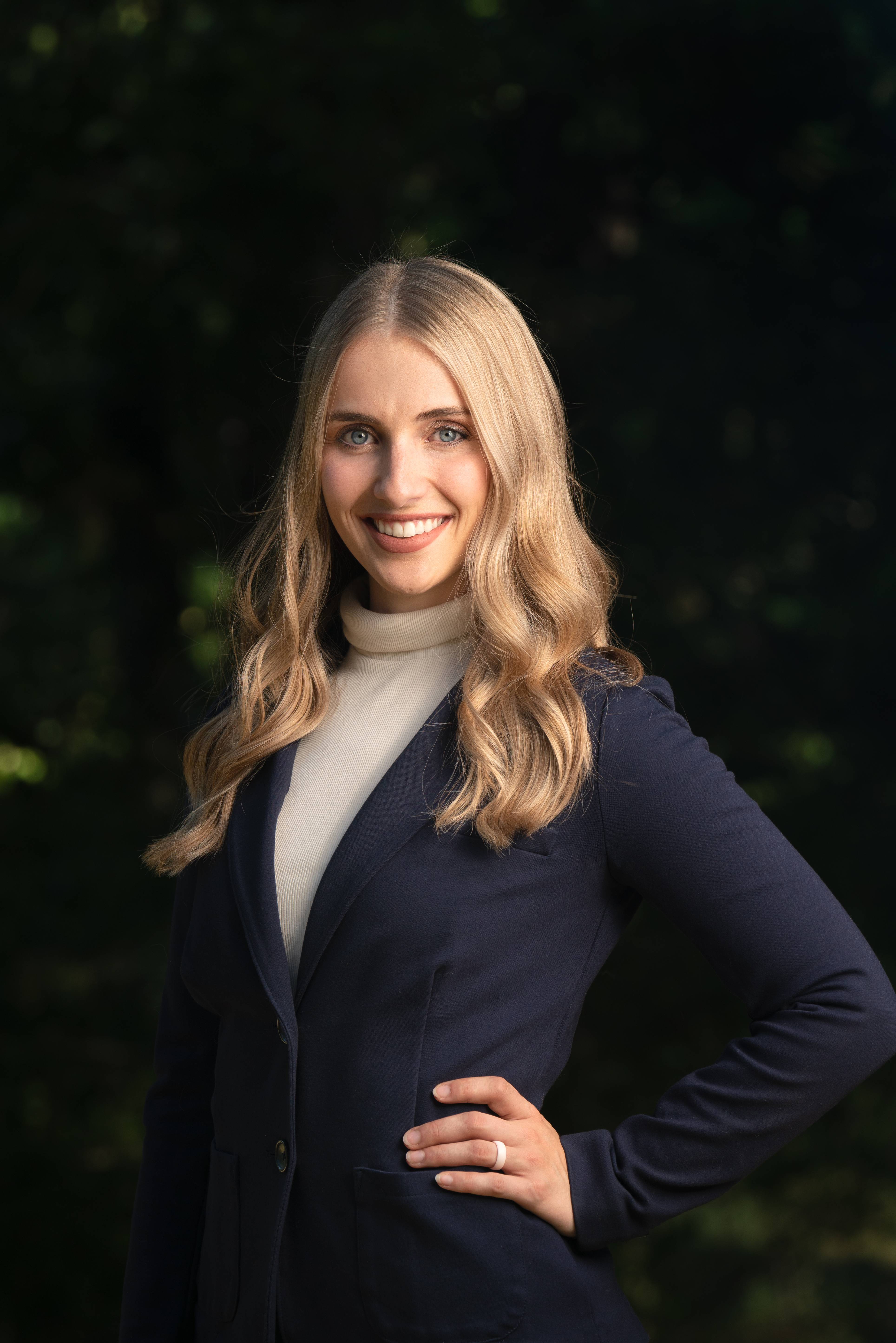 Molly Hampton's profile image