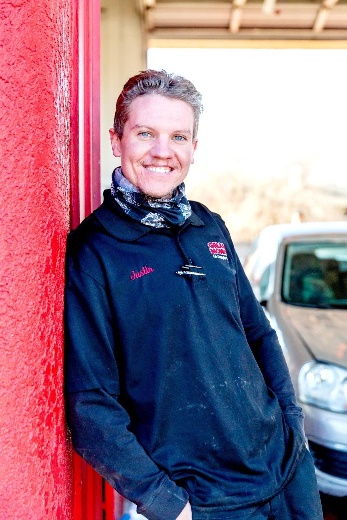 Justin Thomas Schmied's profile image