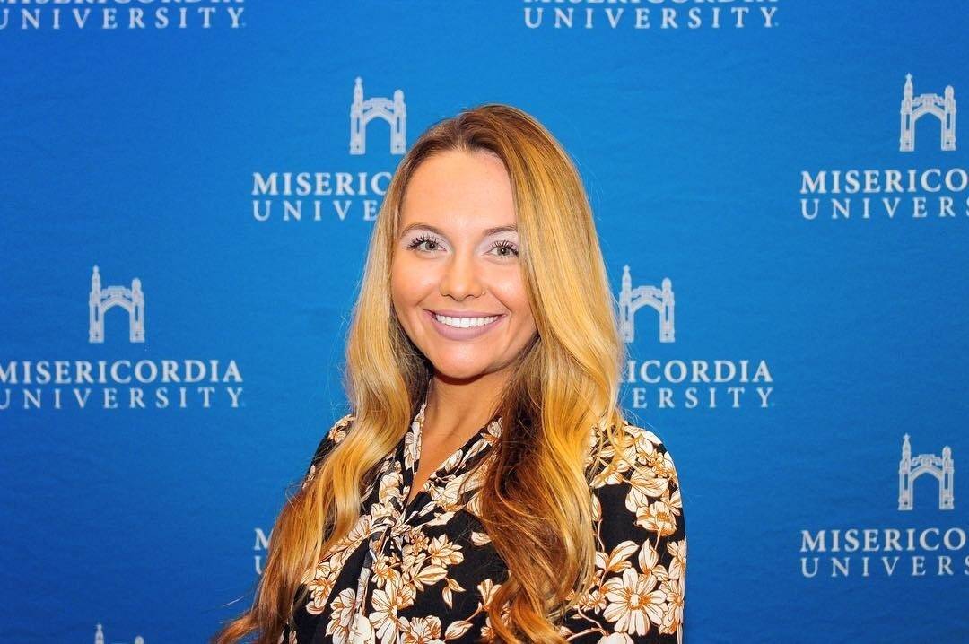 Jessica Thomson's profile image