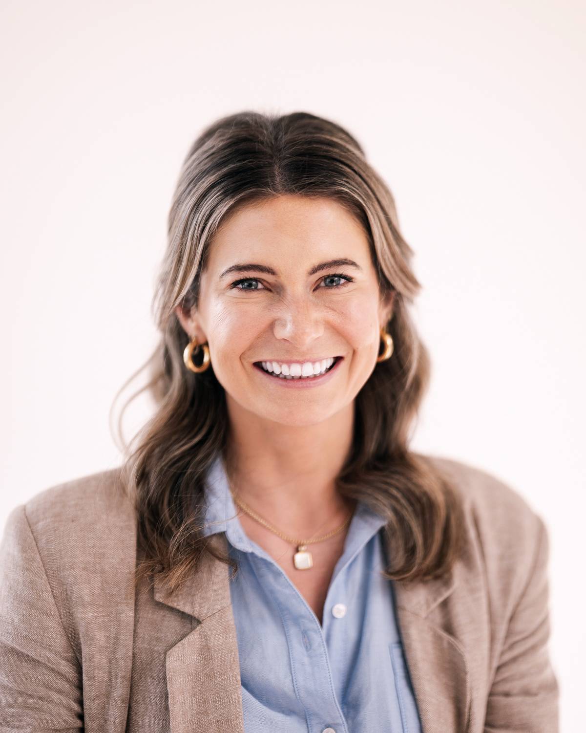 Claire Larson's profile image