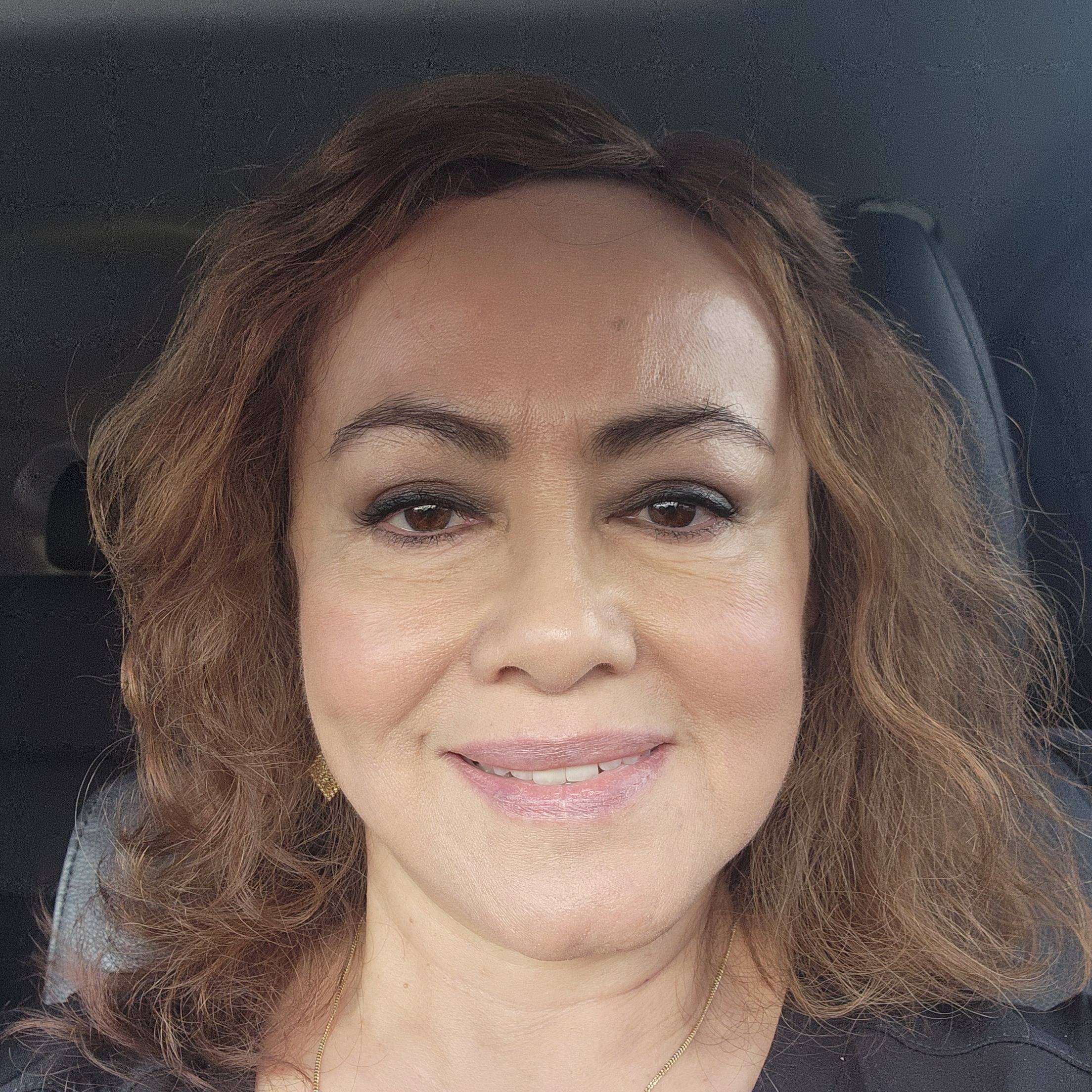 Elizabeth Galarza's profile image