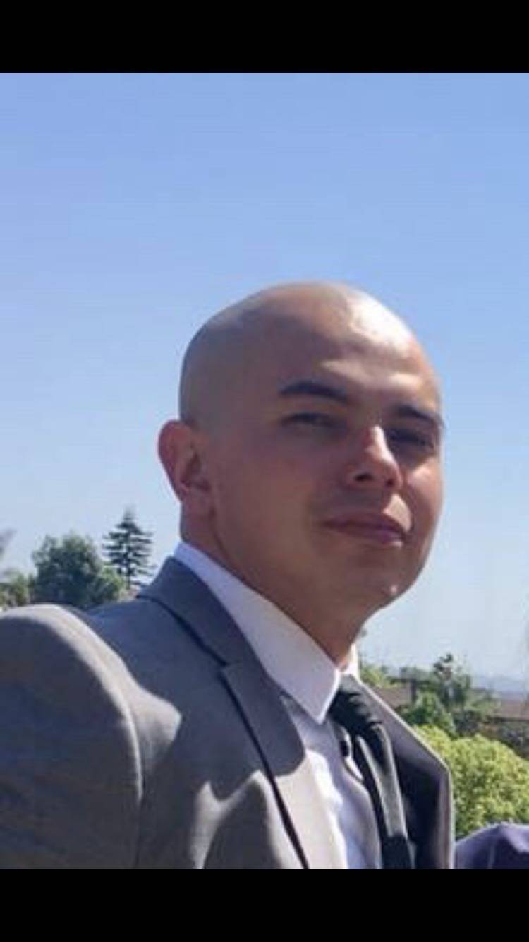 Robert Davalos's profile image