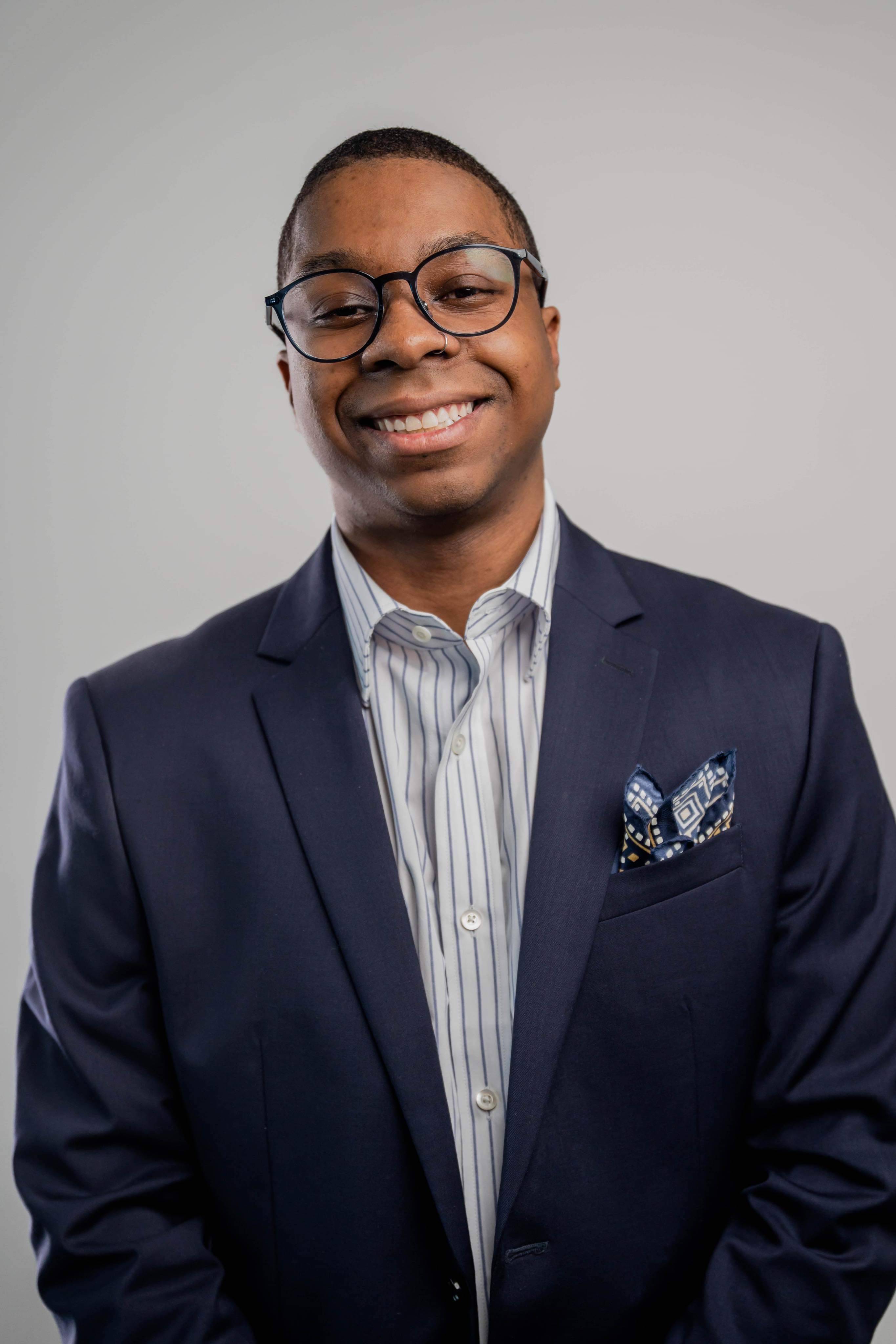 Dennis L Lewis Jr's profile image