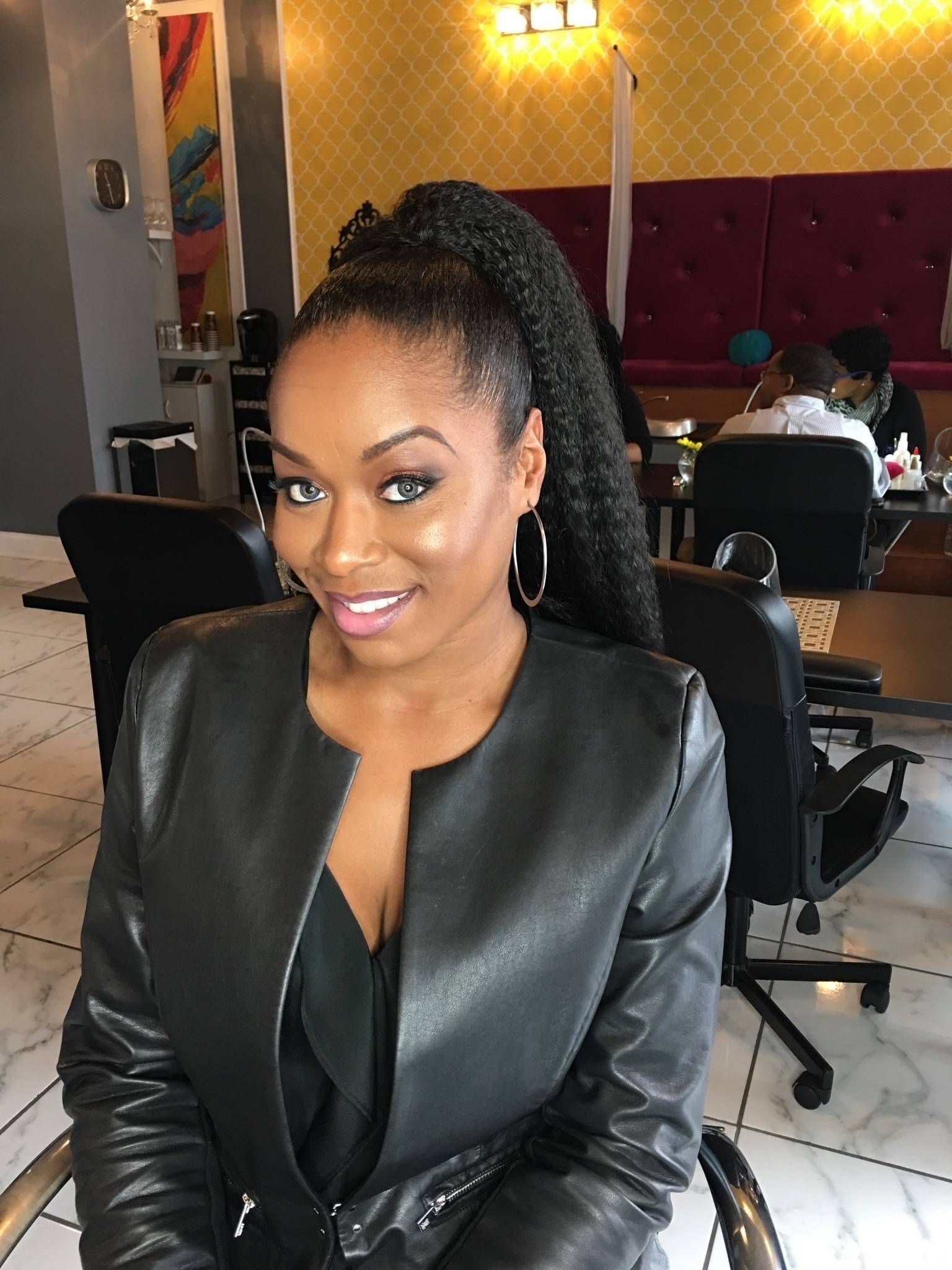 Julia Standard's profile image