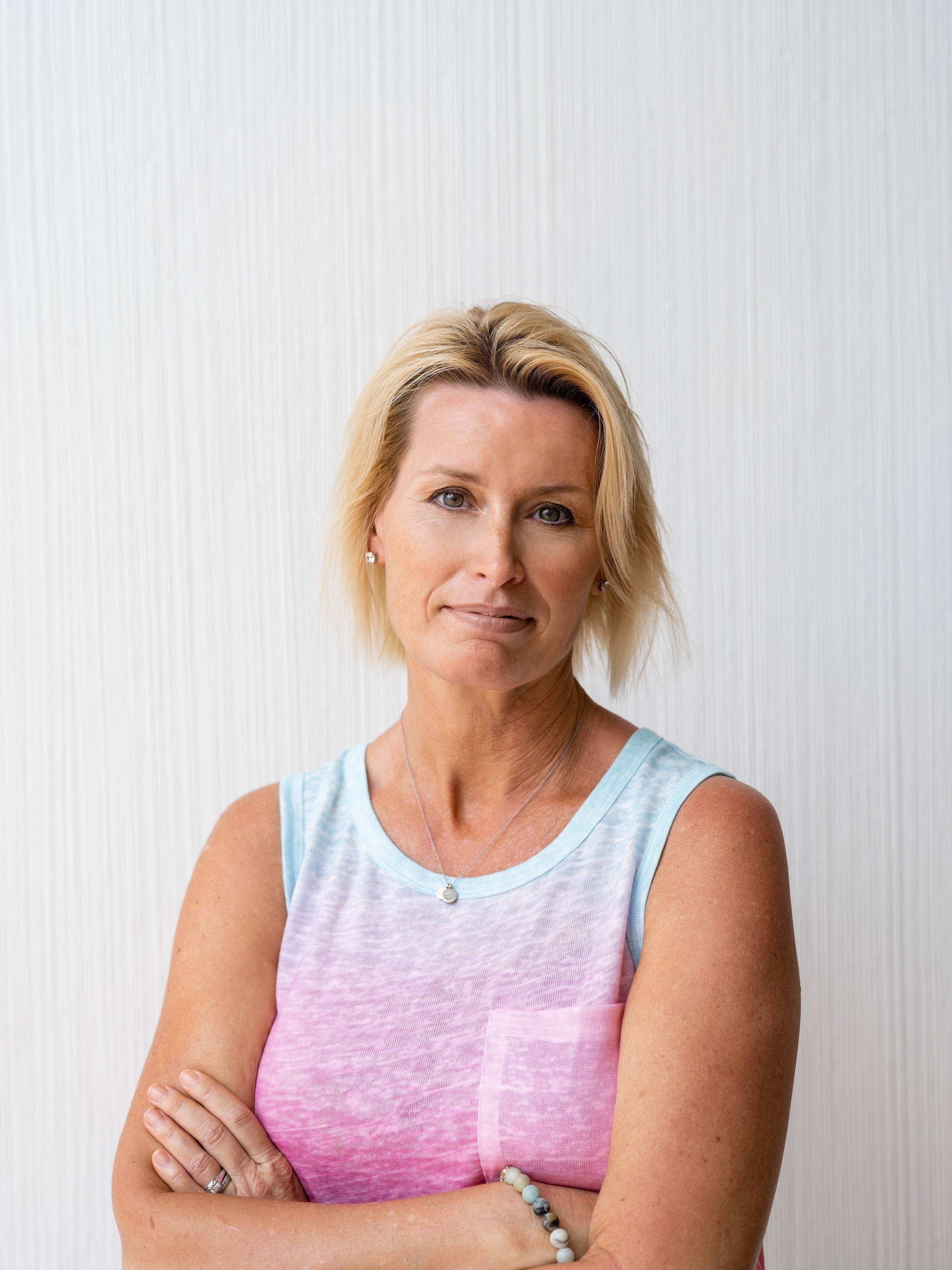 Julie Gates's profile image